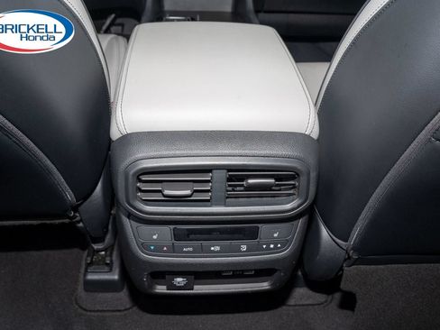 Certified 2023 Honda Pilot Elite image 21