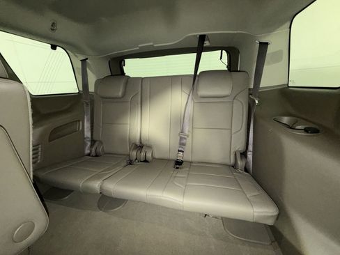 Used 2019 GMC Yukon SLT w/ Open Road Package image 26