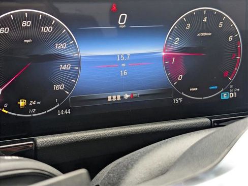 New 2025 Mercedes-Benz GLA 250 image 10