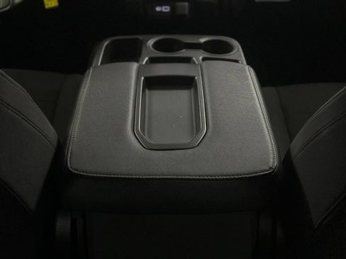 Used 2021 Chevrolet Silverado 1500 Custom w/ Safety Confidence Package RWD image 19