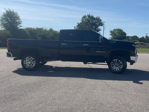Used 2020 Chevrolet Silverado 2500 LTZ w/ LTZ Plus Package AWD/4WD image 8