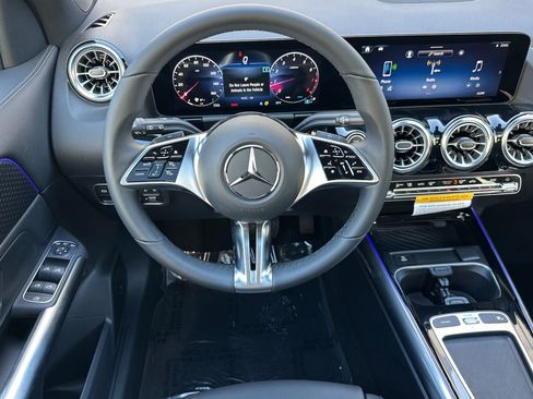 New 2026 Mercedes-Benz GLA 250 image 13