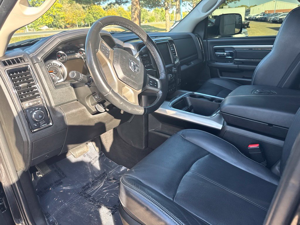 Used 2018 RAM 2500 Laramie w/ Sport Appearance Group AWD/4WD image 11