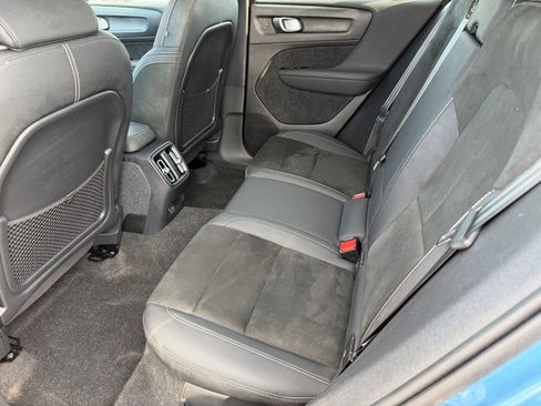 Used 2023 Volvo C40 P8 Recharge Plus w/ Protection Package Premier image 19