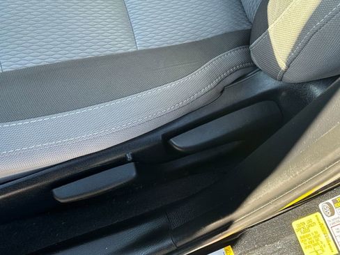 Used 2017 Toyota Corolla LE image 43