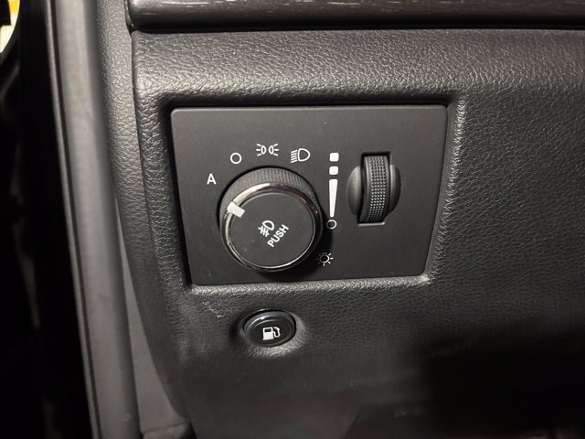 Used 2016 Jeep Grand Cherokee Laredo w/ Quick Order Package 23E AWD/4WD image 30