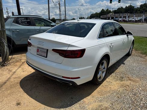 Used 2019 Audi A4 2.0T Premium w/ Convenience Package FWD image 3