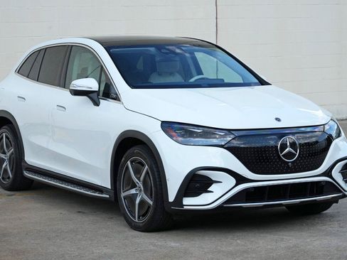 Used 2023 Mercedes-Benz EQE 500 4MATIC SUV w/ Exclusive Trim Package image 51