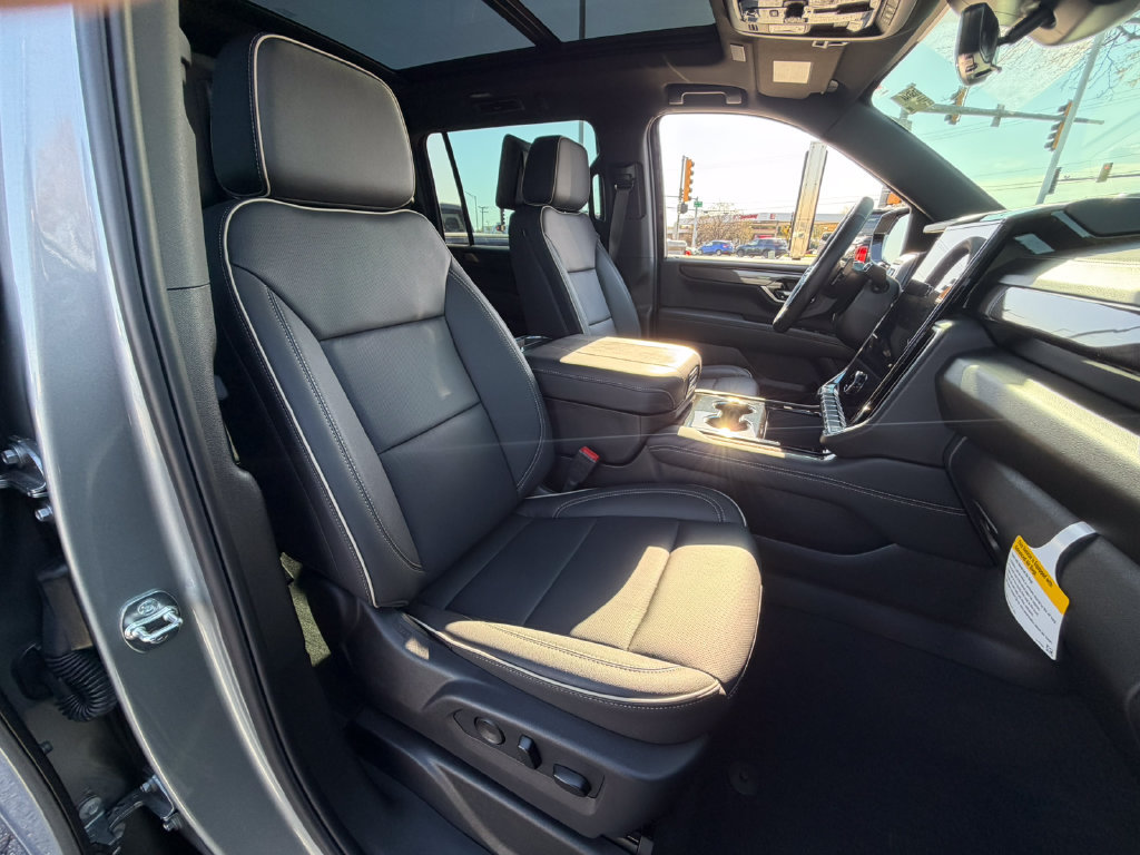 Certified 2026 GMC Yukon XL Elevation w/ Elevation Premium Package AWD/4WD image 22