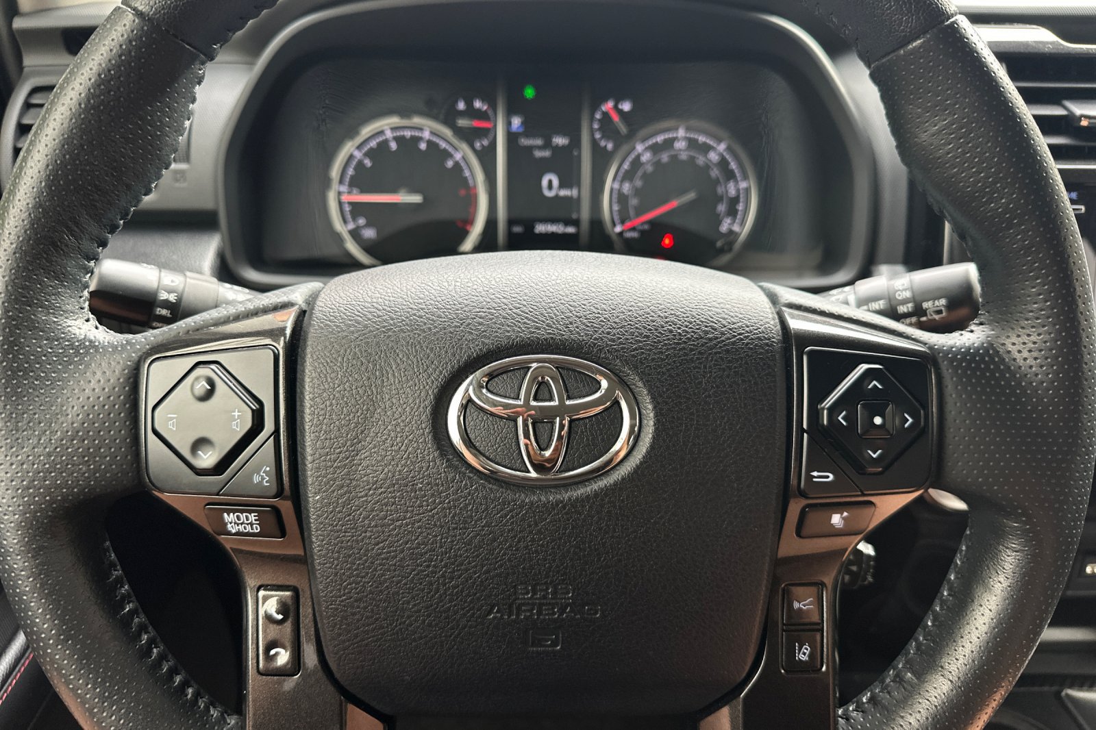 Used 2023 Toyota 4Runner TRD Off-Road Premium w/ Moonroof Package AWD/4WD image 24
