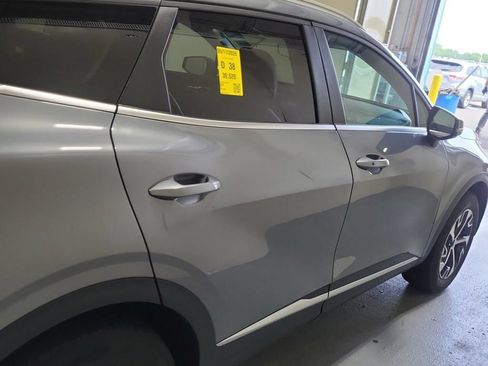 Used 2024 Kia Sportage EX AWD/4WD image 11