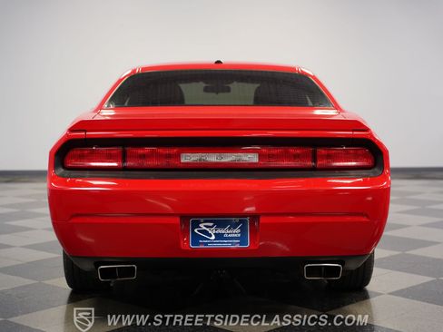 Used 2009 Dodge Challenger R/T RWD image 26