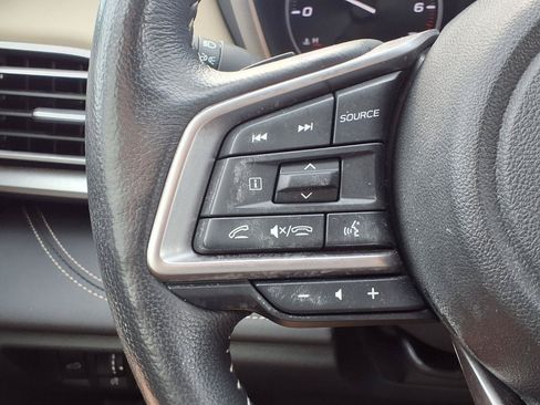 Used 2025 Subaru Outback Limited AWD/4WD image 14