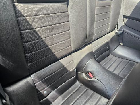 Used 2010 Ford Mustang GT RWD image 19