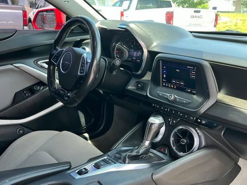 Used 2022 Chevrolet Camaro LT RWD image 18