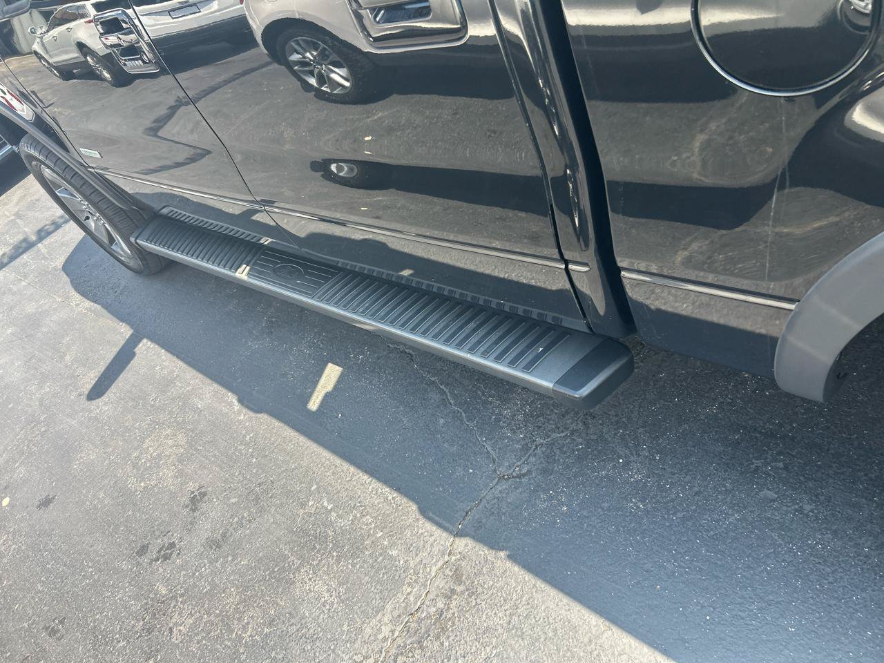 Used 2013 Ford F150 FX4 w/ Mid Equipment Group AWD/4WD image 8