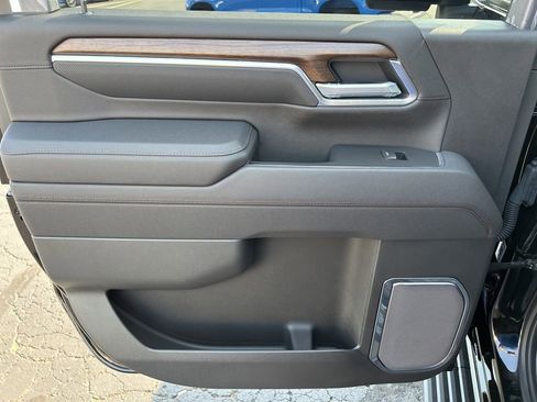 New 2025 Chevrolet Silverado 2500 High Country w/ High Country Premium Package AWD/4WD image 47
