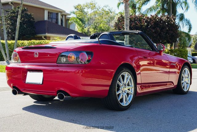 Used 2004 Honda S2000 image 8