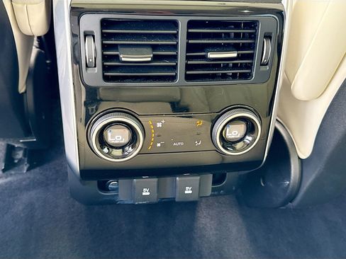 Used 2021 Land Rover Range Rover Sport HSE Silver Edition AWD/4WD image 19