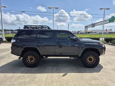 Used 2024 Toyota 4Runner TRD Pro AWD/4WD image 13