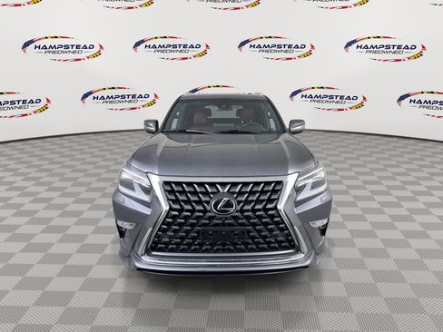 Used 2022 Lexus GX 460 Luxury w/ Sport Design Package image 3