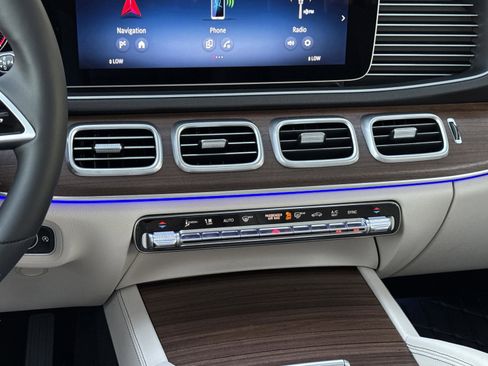 New 2026 Mercedes-Benz GLE 450 4MATIC image 33