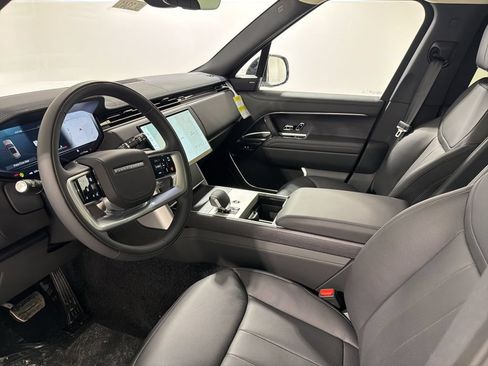 New 2026 Land Rover Range Rover Long Wheelbase SE AWD/4WD image 10
