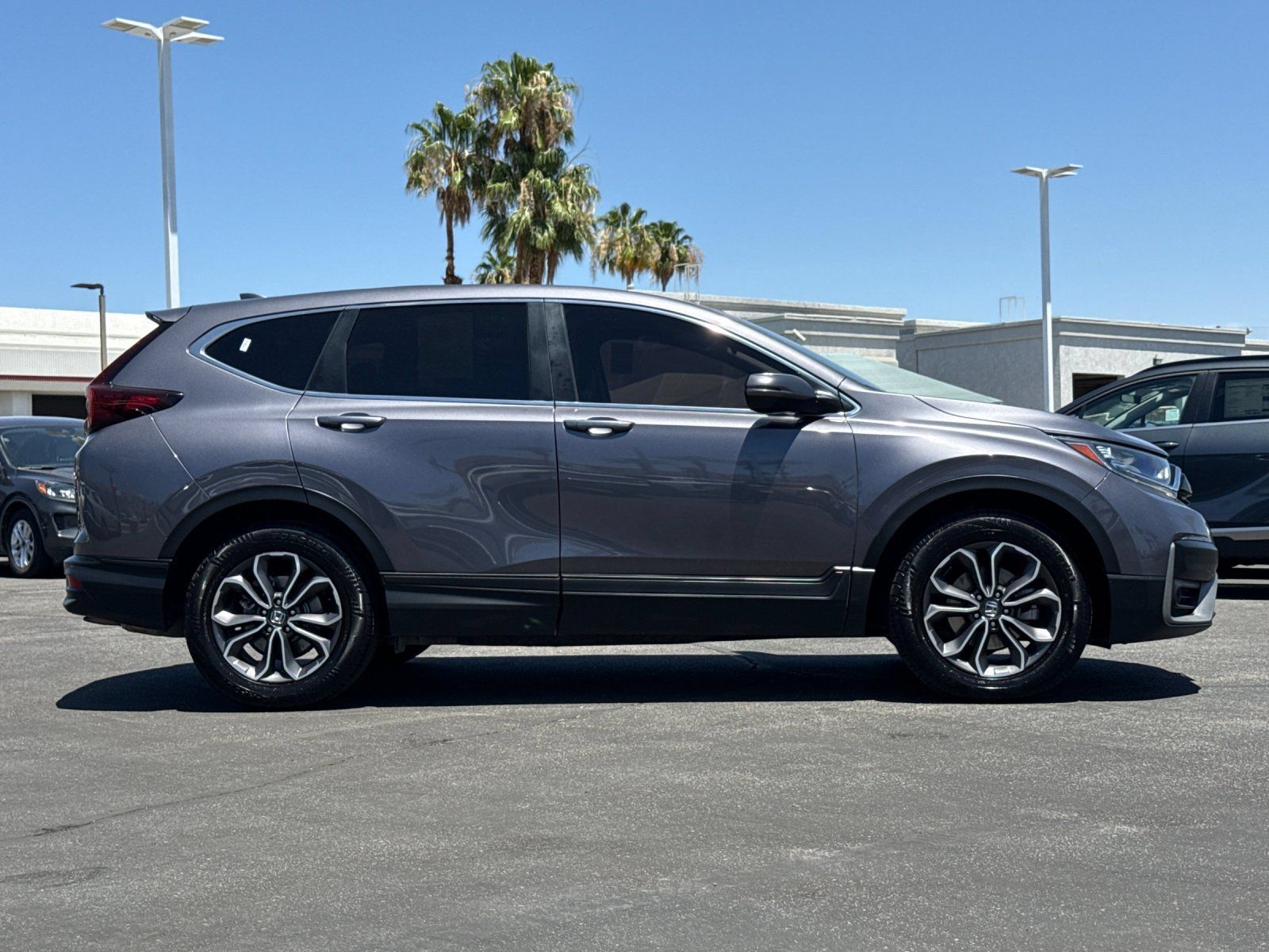 Used 2022 Honda CR-V EX image 2