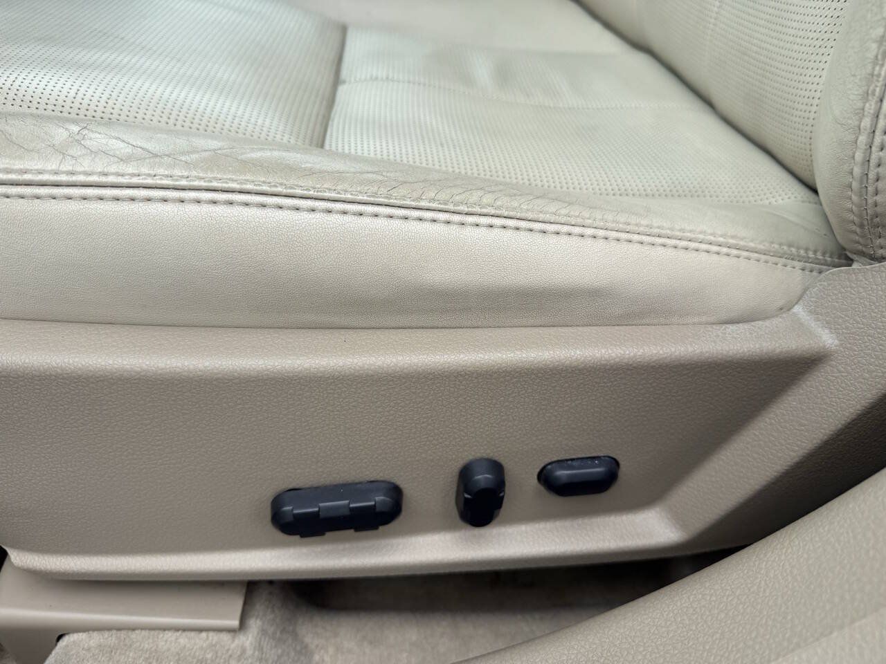 Used 2006 Lincoln Zephyr FWD image 12