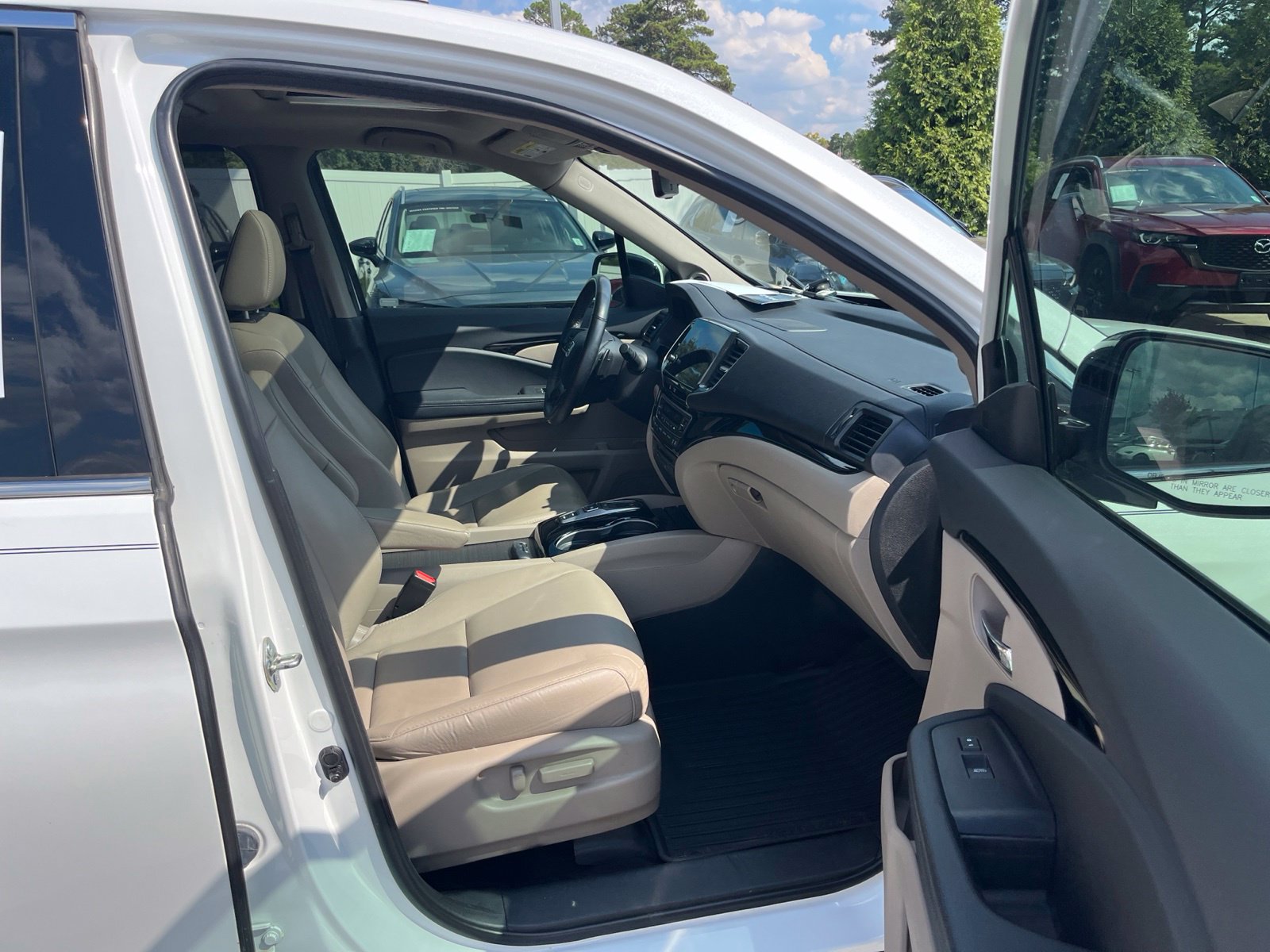Used 2020 Honda Pilot Touring image 35