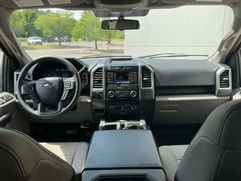 Used 2015 Ford F150 XLT AWD/4WD image 2