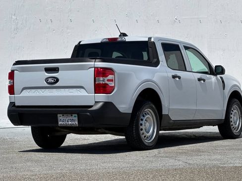 Used 2025 Ford Maverick XL w/ Equipment Group 101A AWD/4WD image 3
