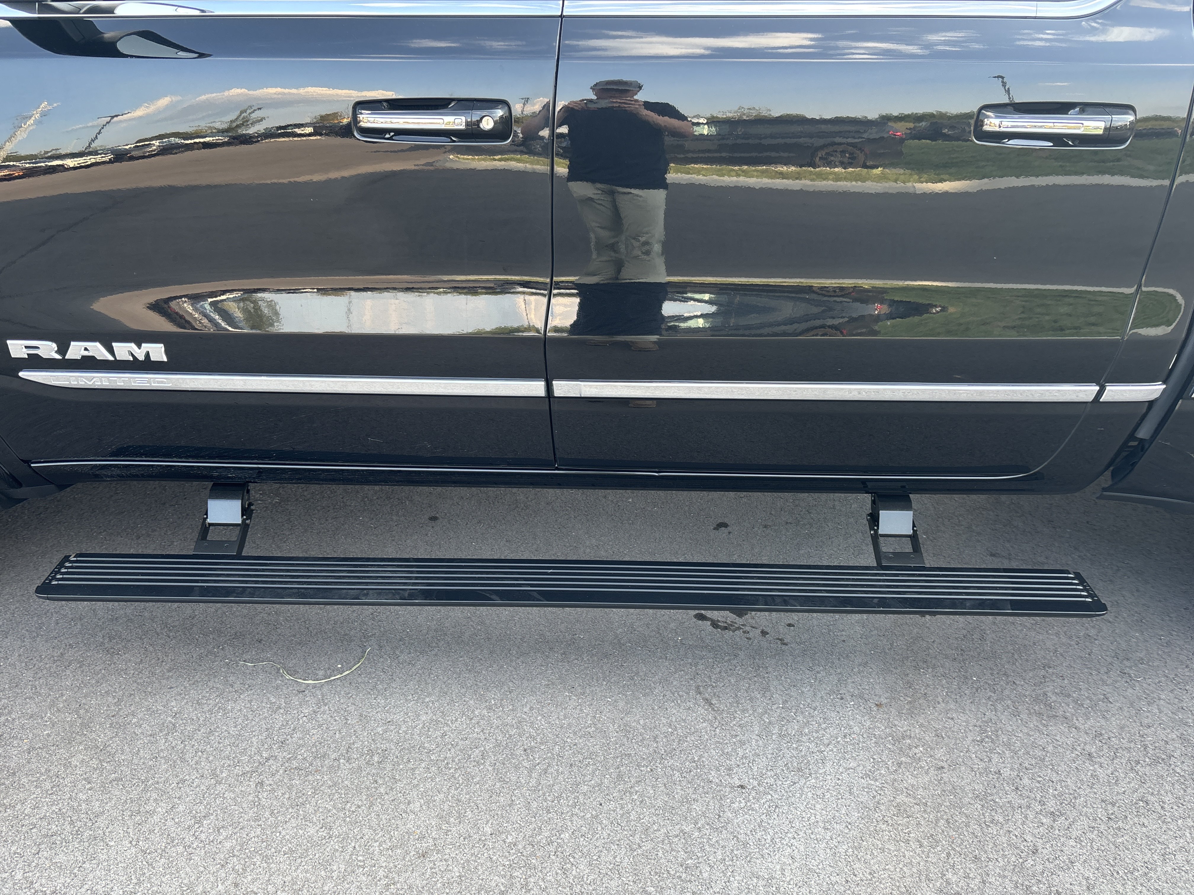 Used 2020 RAM 1500 Limited AWD/4WD image 49