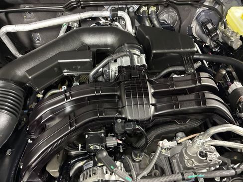 Certified 2025 Subaru Outback Limited w/ Popular Package #2 image 7