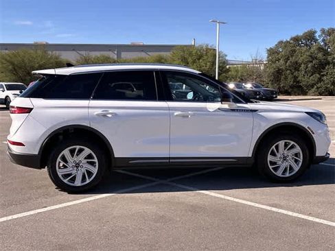 Used 2021 Lincoln Corsair AWD image 7