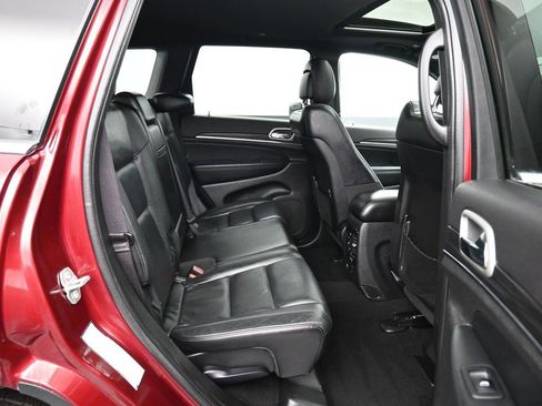 Used 2021 Jeep Grand Cherokee Limited image 39