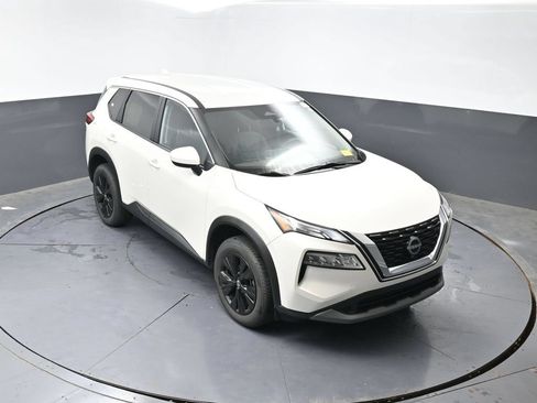 Used 2023 Nissan Rogue SV AWD/4WD image 42