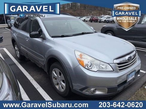 Used 2012 Subaru Outback 2.5i Premium AWD/4WD image 1