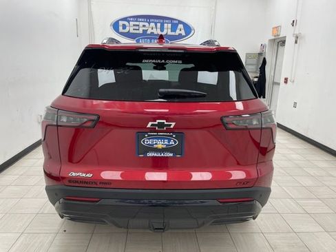 New 2026 Chevrolet Equinox RS w/ Convenience Package III AWD/4WD image 17