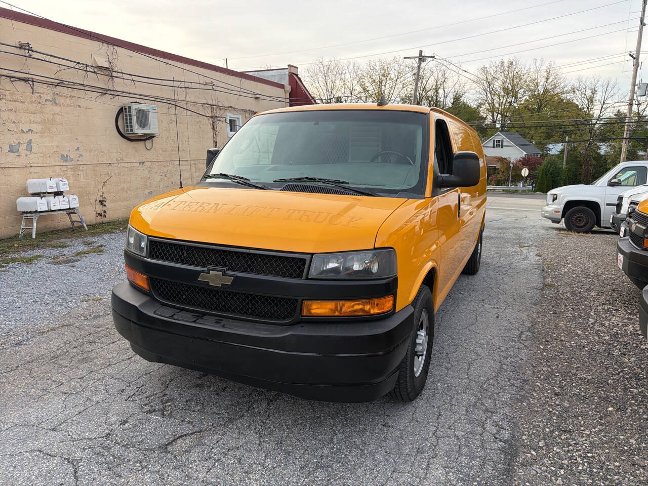 Used 2018 Chevrolet Express 2500 Extended w/ Driver Convenience Package RWD image 2