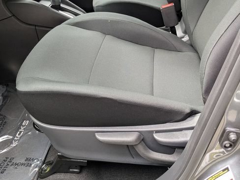 Used 2025 Nissan Kicks Play S FWD image 13