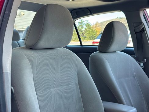 Used 2013 Toyota Corolla LE w/ Premium Pkg FWD image 29