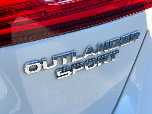 Used 2017 Mitsubishi Outlander Sport LE image 11