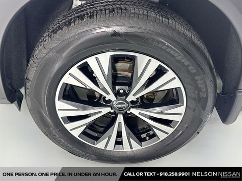 Used 2023 Nissan Rogue SV FWD image 29