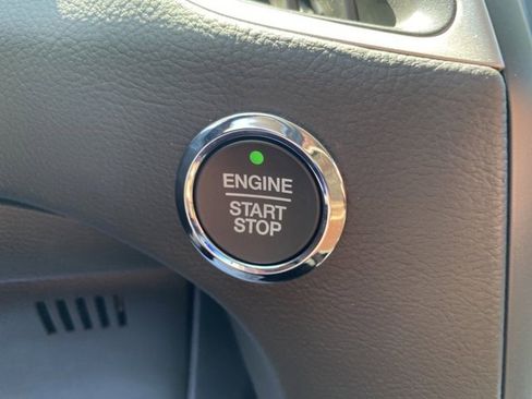 New 2024 Ford Edge SE image 27