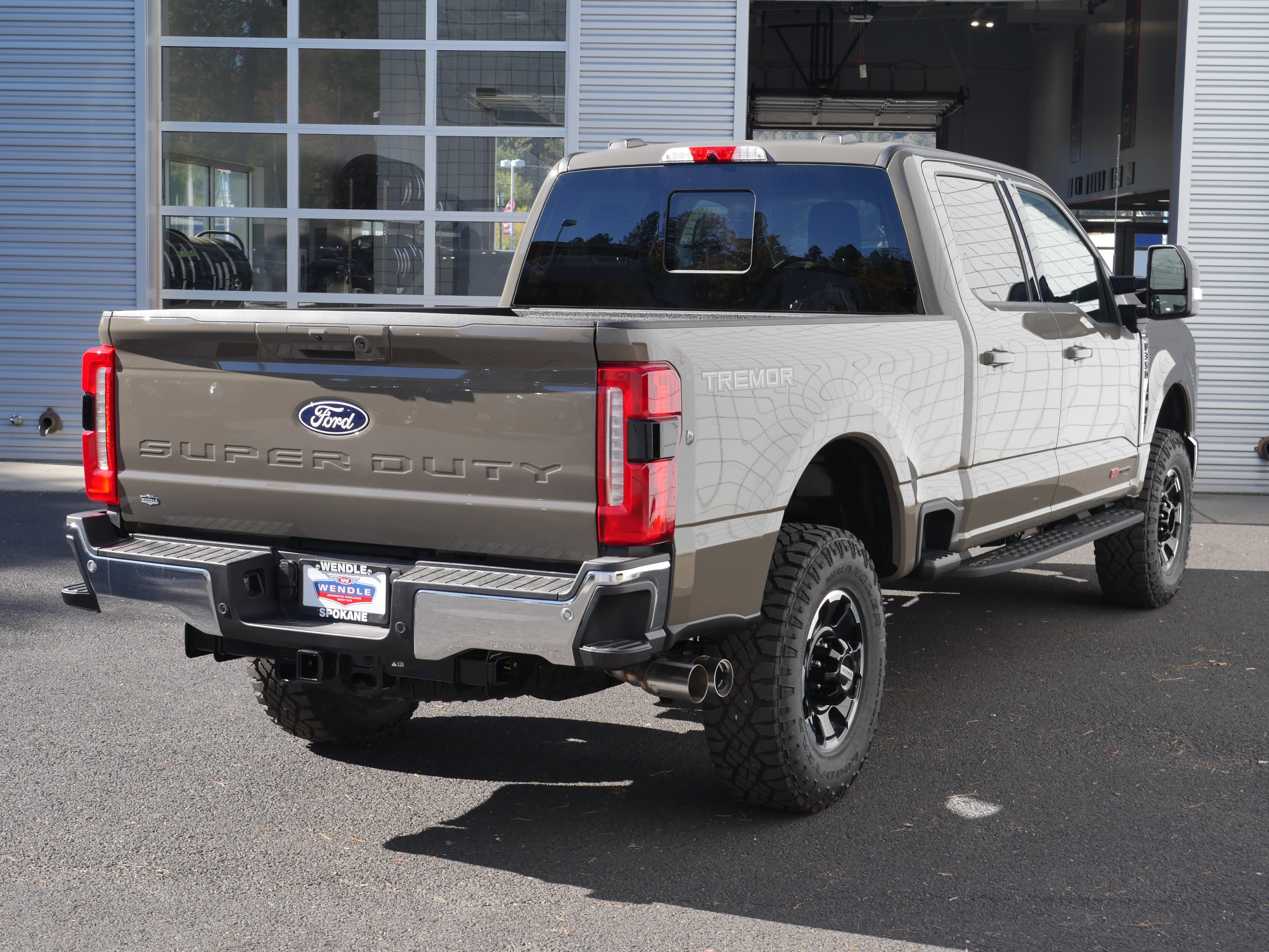 New 2027 Ford F350 Lariat w/ Tremor Off-Road Package AWD/4WD image 32
