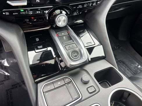 Used 2023 Acura MDX SH-AWD w/ Technology Package image 26