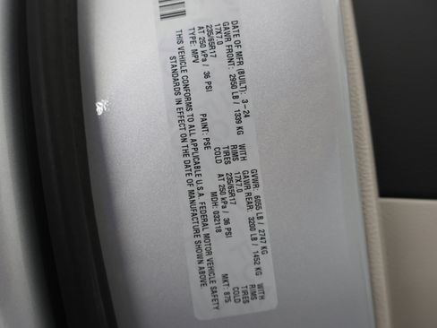 Used 2024 Chrysler Pacifica Touring-L image 67