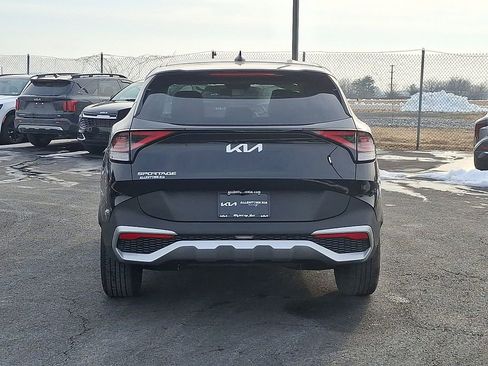 Certified 2024 Kia Sportage EX image 5