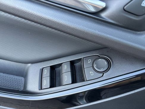 Used 2025 Chevrolet Equinox LT image 20